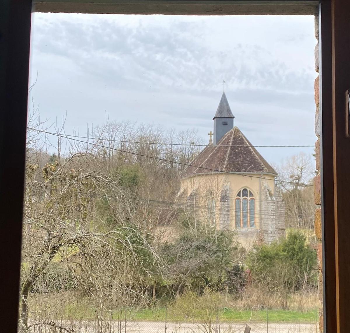 הוילה Villeneuve-sur-Yonne Le Refuge De Valprofonde מראה חיצוני תמונה